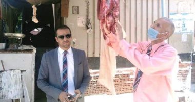 "بيطرى أسوان" تحرر ٤ محاضر لأصحاب محلات الجزارة لمخالفتهم الاشتراطات الصحية