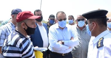 محافظ الشرقية يؤكد استمرار شن حملات الإزالة لجميع التعديات