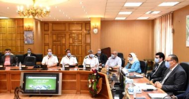 محافظ الشرقية : قطع المرافق عن العقارات التى لم تلتزم باللون الموحد