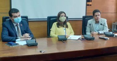نائبا رئيس جامعة بنها يناقشان خطة عمل مكتب دعم الابتكار ونقل وتسويق التكنولوجيا