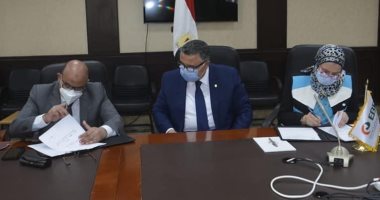 "البحر الأحمر" توقع بروتوكولا بفائدة 5% متناقصة لنقل الورش لمدينة الحرفين