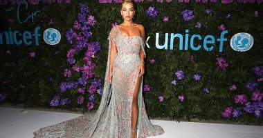 ريتا أورا مذهلة وأنيقة فى حفل اليونيسيف بتوقيع Ralph and Russo.. صور
