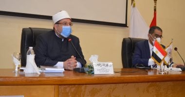 وزير الأوقاف للمراسلين الأجانب : مصر تعيش أفضل عصور الوحدة الوطنية