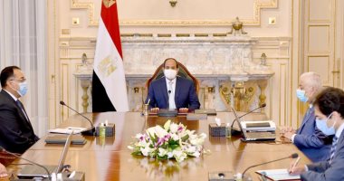 الرئيس يتابع الاستعداد للعام الدراسى الجديد .. ويوجه بالإسراع فى تطبيق مشروع التحديث الشامل لنظام التعليم الجديد..وتطوير منظومة امتحانات أبناء المصريين فى الخارج والتوسع في قاعدة الكليات المتخصصة