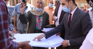 جولة لنائب محافظ سوهاج ولجنة تراخيص البناء بالمنشاة لمعاينة المبانى.. صور