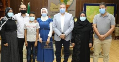 محافظ المنوفية يكرم أوائل الدبلومات الفنية من أبناء المحافظة 