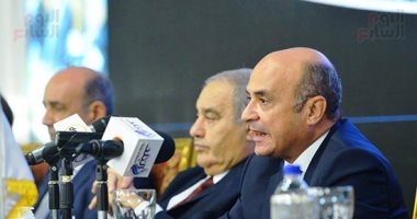 وزارة العدل تعلن الانتهاء من تطوير العدالة منتصف 2021.. وتجديد ورفع كفاءة 116 محكمة بنهاية الشهر الجارى.. ووزير العدل يكرم شباب الجهات القضائية المتميزين.. 361 منفذًا جديدًا لتقديم خدمات الشهر العقارى خلال أيام
