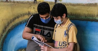 عضو تنسيقية شباب الأحزاب عن امتحانات الثانوية إلكترونيا: لابد من ضمانات كافية
