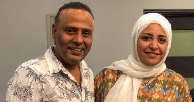 البساطة والجمال.. محمود عبد المغنى يحصد إعجاب متابعيه بصورة أم العيال