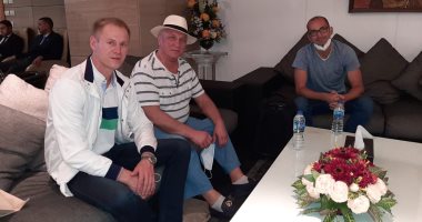 رئيس الاتحاد البيلاروسي لكرة اليد يصل القاهرة للمشاركة في قرعة كأس العالم