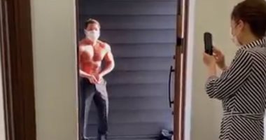 لاعبو كمال الإجسام ديلفرى.. مطعم يابانى يبتكر طريقة جديدة لجذب الزبائن