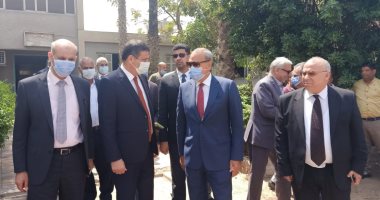 محافظ القليوبية يناقش تطوير مشروع الـ30 مليون بيضة بالخانكة مع رئيس البنك الزراعى