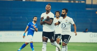 لجنة الكرة بالزمالك توصى بضم والتر بواليا وخطفه من الأهلى فى يناير