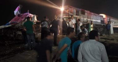 تعطل حركة قطارات طنطا المنصورة إثر سقوط لوحة إعلانات على القضبان بالغربية