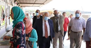 رجائى عطية يتفقد إدارات النادى النهرى ويستمع للمحامين والموظفين..صور