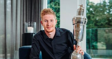 دى بروين لاعب العام فى إنجلترا من رابطة المحترفين..وأرنولد أفضل شاب