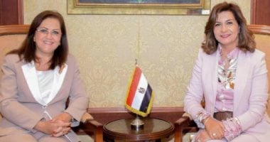 وزيرتا التخطيط والهجرة تتفقان على توفير فرص تدريب لشباب الدارسين بالخارج