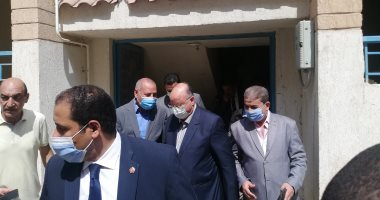 محافظ القاهرة يتفقد مشروع المحروسة ويشرف على تسكين الأهالى.. صور 