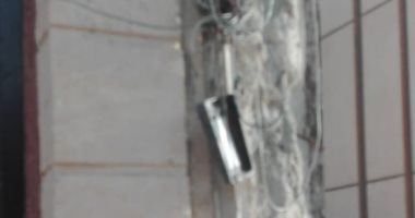 شكوى من تهالك كابينة التليفون فى العبور بالحى الثانى