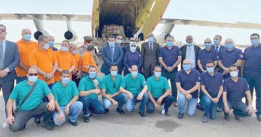  جسور المحبة والتضامن من مصر للسودان شعبيا ورسميا..المصريون يصلون للسودان لمواجهة الفيضان .. جسر جوى مستمر من القاهرة للخرطوم بقرار رئاسى.. وزيرة الصحة أول مسؤول من خارج السودان يصل إلى الخرطوم بعد الكارثة