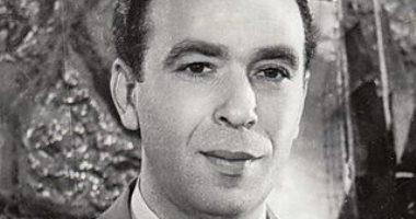 جوانب من حياة أحمد سالم فى ذكرى وفاته.. أسس ستوديو مصر وتركه بعد خلاف مع الملك واكتشف كاميليا.. صاحب الجملة الشهيرة "هنا القاهرة".. تزوج أكثر من مرة وأبرز ضيفات قائمة زيجاته أسمهان وتحية كاريوكا ومديحة يسرى