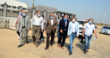 محافظ القليوبية يوجه بسرعة استكمال المرافق بالمنطقة الاستثمارية ببنها 