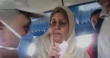 نقابة المعلمين تشكر سيدة القطار بمدرسة رياض الأطفال بالمحلة وتوجه بتكريمها