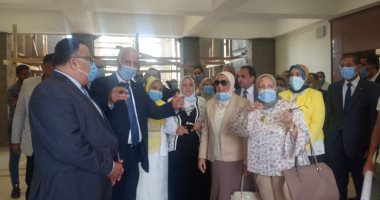 رئيس جامعة الإسكندرية يتفقد مبنى الكليات الجديد فى أبيس.. صور