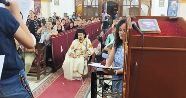 نائب بطريرك الكاثوليك يحتفل بإعلان كنيسة العذراء بقويسنا مقراً بطريركياً جديدا