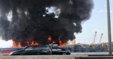 لقطات جديدة للحريق الضخم فى مرفأ بيروت ومخاوف من تجدد كارثة 4 أغسطس.. فيديو