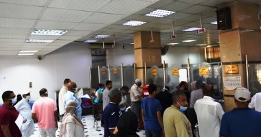 كيف نفذ المحافظون تكليفات رئيس الوزراء للتيسير على المواطنين فى التصالح بمخالفات البناء؟.. زيادة الموظفين لاستلام اطلبات فى دمياط.. فتح 5 منافذ جديدة بالبحيرة.. وتفعيل العمل بكل المراكز التكنولوجية فى سوهاج