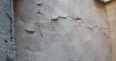 "منزل ايل للسقوط "يهدد حياة المارة..شكوى سكان شارع إبراهيم عبد العزيز ببشتيل