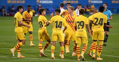 برشلونة يستضيف فياريال فى افتتاح موسمه بالدورى الإسبانى