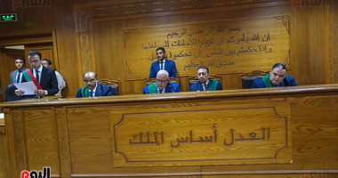 النيابة تتلو أمر إحالة 9 متهمين بقضية "خلية داعش التجمع الأول"