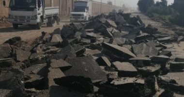 تكسر الطريق في منطقة نوى بالقليوبية يعيق حركة المواطنين و السيارات
