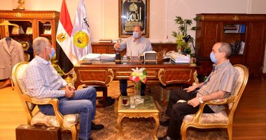 تعرف على كواليس لقاء محافظ أسيوط بمستشار مجلس الوزراء للمشروعات القومية