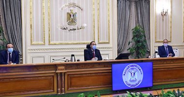 رئيس الوزراء يوجه بدراسة موقف الأراضى المخصصة للجمعيات بالإسماعيلية