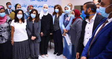 التضامن تنفذ 4 ملايين زيارة منزلية توعوية ضمن برنامج 2 كفاية