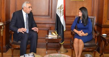 سفير العراق فى مصر يبحث مع الدكتورة رانيا المشاط تعزيز التعاون بين البلدين