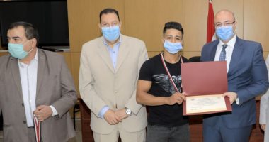 محافظ بنى سويف يكرم أبطال المشروع القومى للموهبة والبطل الرياضى من أبناء المحافظة