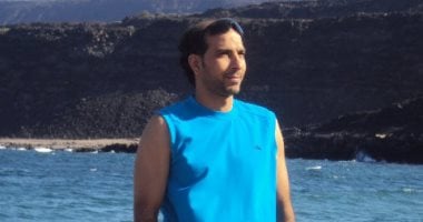قصة صور.. أحمد كشرى.."مُنقذ" التماسيح من دوامة الهبوط