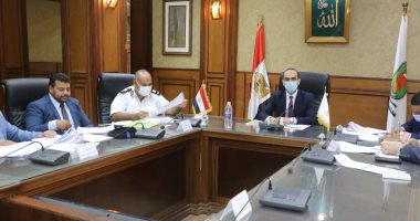 اعرف ما دار فى اجتماع نائب محافظ سوهاج للجنة مراجعة تراخيص أعمال البناء