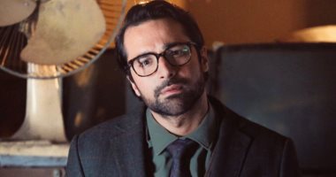 أحمد حاتم ضيف شرف بمشهدين فى فيلم "جارة القمر" مع كريم فهمى