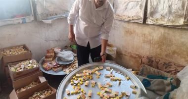 ضبط 2.5  طن "مرقة دجاج" غير مطابقة للمواصفات داخل مزرعة بطوخ.. صور