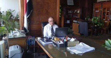 وزير الرى يستعرض التطبيق الخاص بمتابعة محطات الرفع بكافة أنحاء الجمهورية