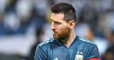 ميسى مهدد بالغياب عن برشلونة فى أول 3 مباريات بالدورى الإسبانى