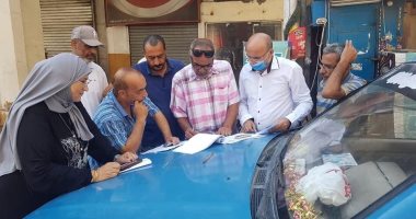 تسليم الإنذارات والتحذيرات لأصحاب مخالفات البناء لسرعة تقديم طلبات تصالح ببورسعيد