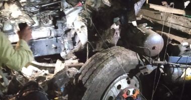 مصرع شخص وإصابة 3 أخرين بحادث تصام سيارتى نقل ثقيل بقنا