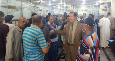 محافظ كفر الشيخ يخصص 88 مدرسة لتلقي طلبات التصالح نظرا لإقبال المواطنين..صور