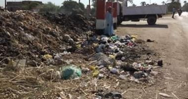 رفع 40 طنا من مخلفات الترع والمصارف بمركز المراغة فى سوهاج  